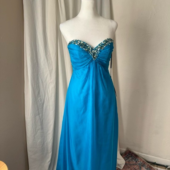 NWT Alyce B’Dazzle Aqua Strapless Prom Dress - Size 2 - Picture 5 of 8